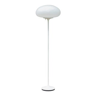 Stemlite D-3 Mushroom Floor Lamp in White by Bill Curry for Design Line For Sale