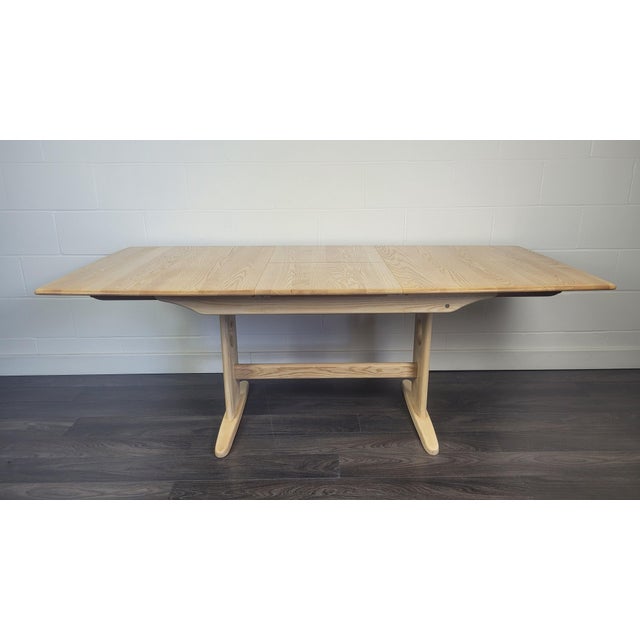Windsor Extending Dining Table for Ercol, 2000s, in Restored conditions. Designed from 2000 This piece has an attribution...