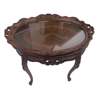 1930s Wooden Queen Anne Style Oval Side Table For Sale