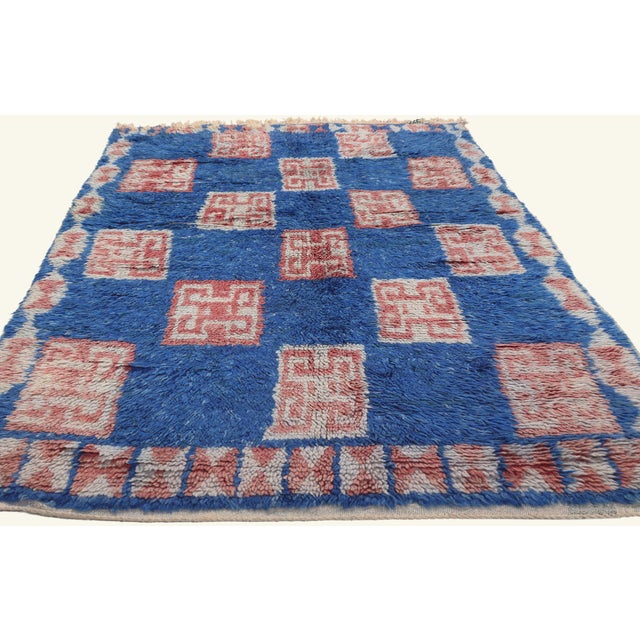 Mid-Century Modern Vintage Azilal Moroccan Rug, 04'02 X 07'04 For Sale - Image 3 of 10
