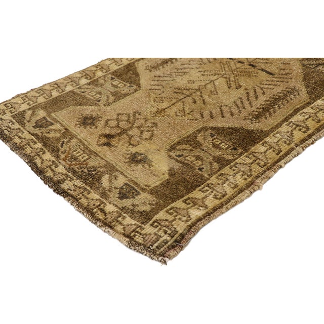 51427 Vintage Turkish Yastik Rug, 01'10 x 02'11. This hand-knotted wool vintage Turkish Yastik rug presents a serene...