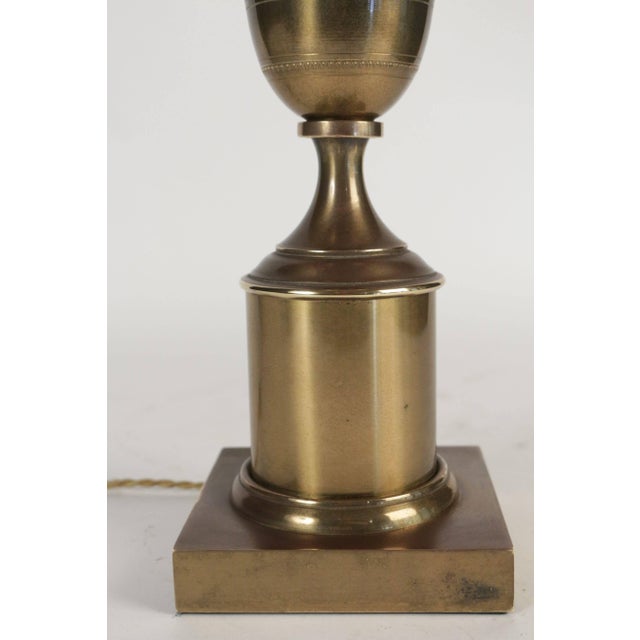 1960s Mid-Century Modern Red Table Lamp in Brass and Resin, 1960s For Sale - Image 5 of 7