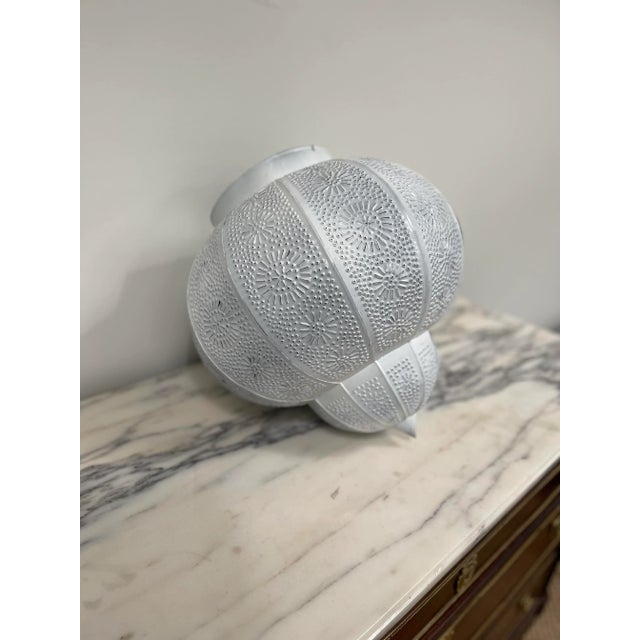 Moroccan 21st Century Moroccan White Painted Pierced Metal Hanging Pendant Shade For Sale - Image 3 of 9