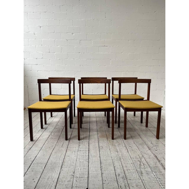 The Tectonia Chair was designed by Jussi Peippo and produced by Asko. The frame is made of solid walnut, and the seat has...