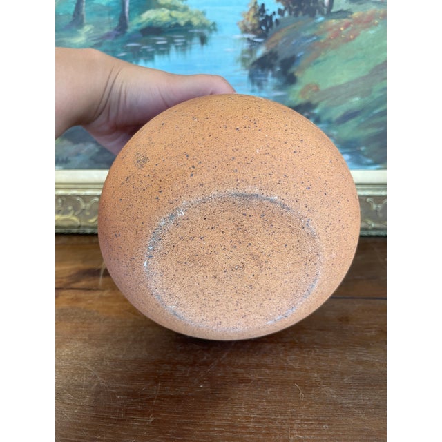 Brown 1970s Handmade Indonesian Terracotta Lidded Jar With Beaded Raffia Accents and Seated Figure Finial For Sale - Image 8 of 9