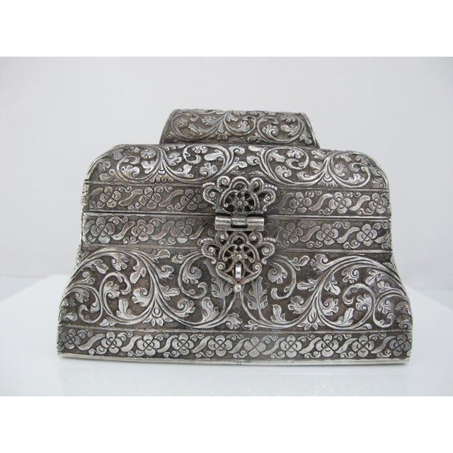 Antique Indian Silver Embossed Flower Scroll Hinged Lid Casket Chest Box For Sale - Image 11 of 11