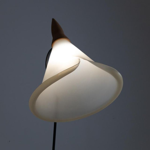 Floor Lamp in Terracotta, Acrylic Glass, and Aluminum For Sale - Image 5 of 10