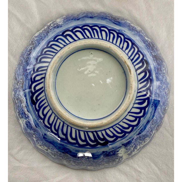 Late Qing Chinese Blue & White Porcelain Phoenix Bowl – 9.5” Scalloped Rim – Hand Painted, C. 1875–1908 For Sale - Image 13 of 15
