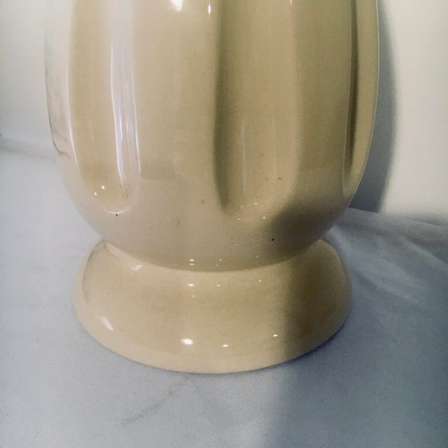 Mid-Century Modern 1950s Fluted Gourd Lamp With Bisque Craquele Glaze For Sale - Image 4 of 8