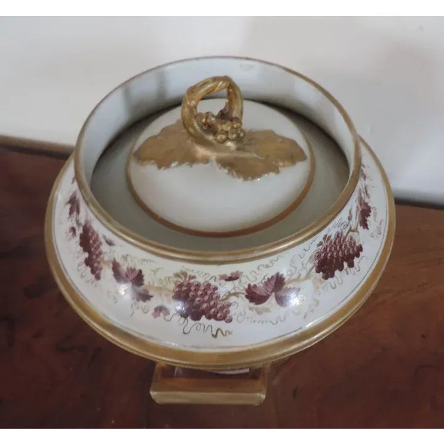 1800 - 1805 English Worcester Porcelain Fruit Cooler, Grapevine Pattern For Sale - Image 10 of 11