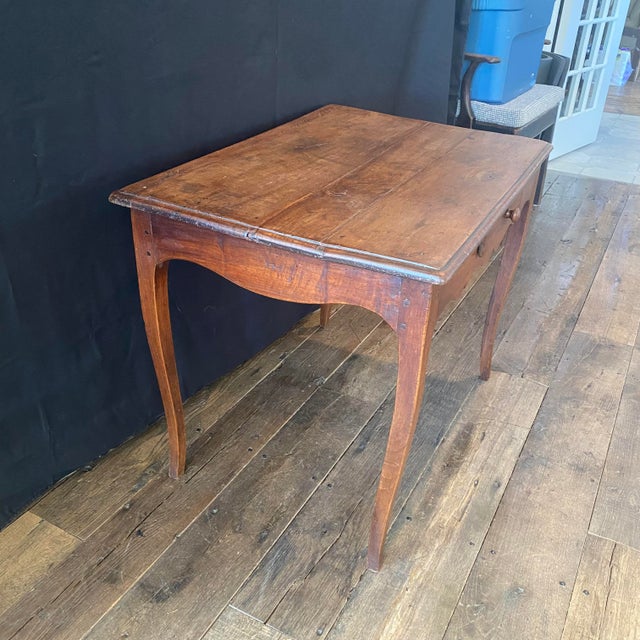 French Louis XV Walnut Side Table or Writing Desk For Sale - Image 11 of 15
