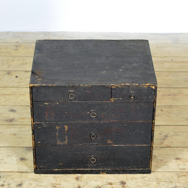 Small Antique Japanese Chest of Drawers, 1900 For Sale - Image 3 of 11