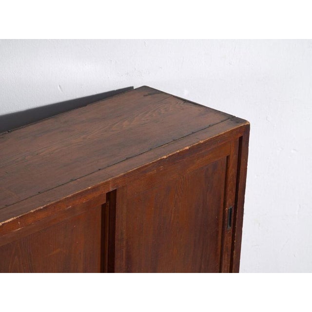 Antique Japanese closet with sliding doors – Meiji Period (c.1900-1920) Dimensions: Length: 88 cm Depth: 35 cm Height: 124...