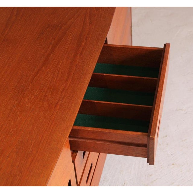 Mid-Century Teak Sideboard by Meredew, 1960s For Sale - Image 8 of 15
