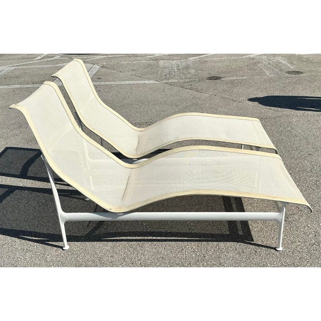 White Vintage MCM Richard Schultz for Knoll 1966 Chaise Lounge - A Pair For Sale - Image 8 of 12