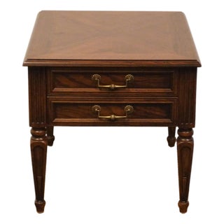 Henredon Furniture Banded Bookmatched Walnut Italian Provincial 23" Accent End Table For Sale