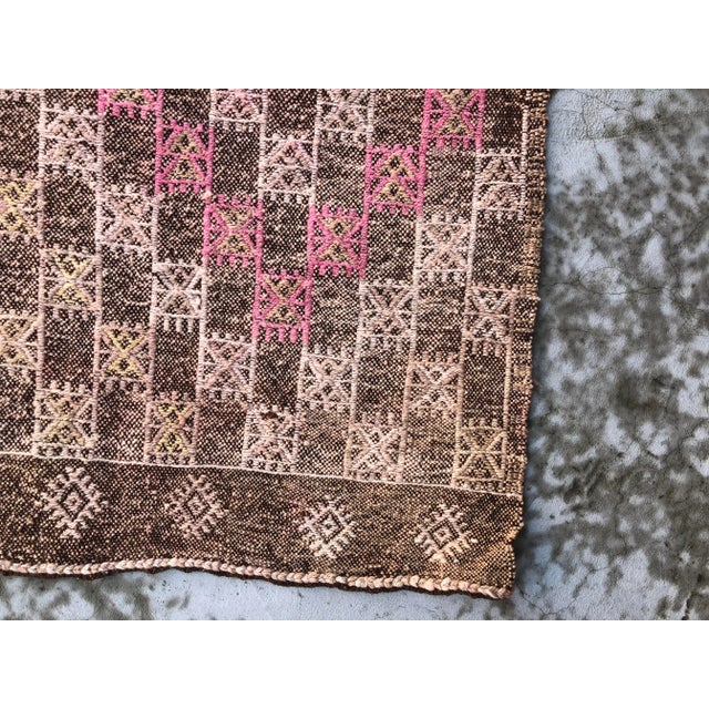 Raspberry Pink 1960s Vintage Turkish Floral Kilim Rug - 5′4″ × 9′4″ For Sale - Image 8 of 9