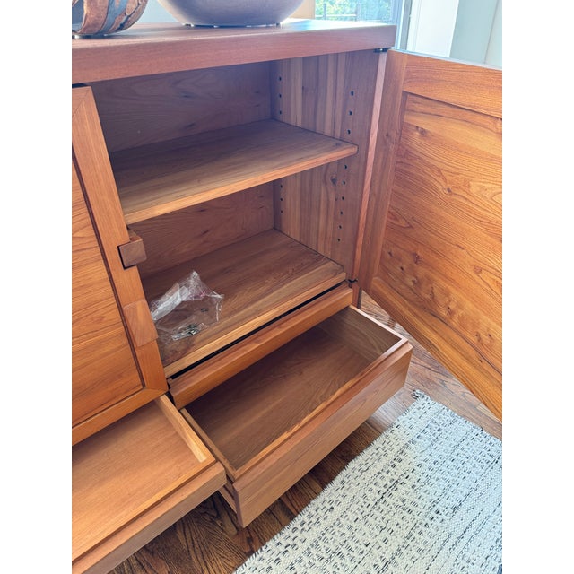 Brutalist ‘R18’ Cabinet by Pierre Chapo (1927-1987) For Sale - Image 3 of 7