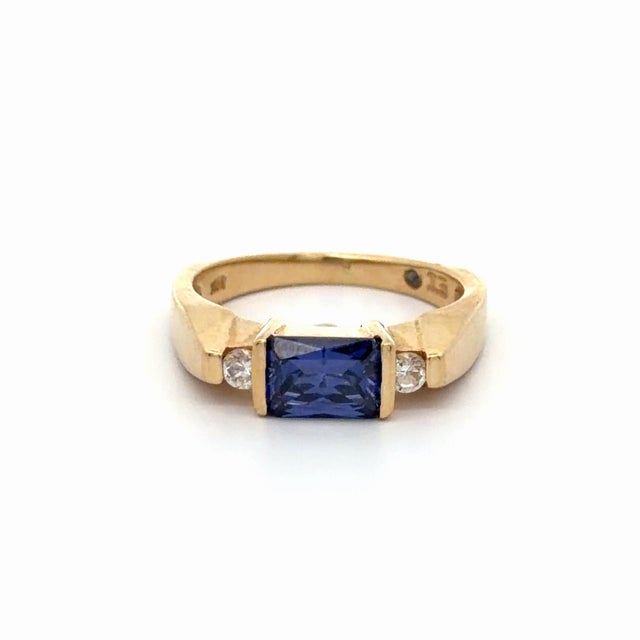Metal 1.50 Carat Radiant Cut Tanzanite & Diamond Accents 14k Yellow Gold Bar Set Ring, Size 6.25 For Sale - Image 7 of 7