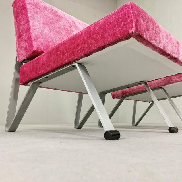 Set of Vintage Armchairs in Fuchsia Velvet, 1960s For Sale - Image 11 of 14