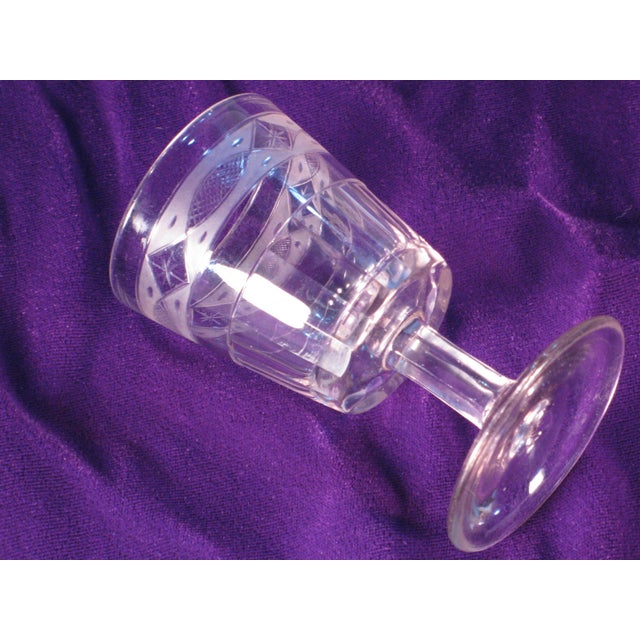 Early 19th Century Clear Wine or Rummer Glass Early 19th C. Irish, Engraved Star & Hatch Pattern, Cork Glass Co. For Sale - Image 5 of 9