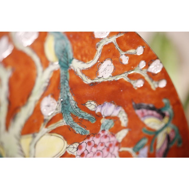 1970s Macau Famille Rose Satsuma Style Raised Figural Charger Plate For Sale - Image 11 of 16