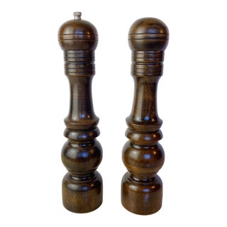 Vintage Made in Japan Dark Hardwood Salt & Pepper Mill Set, Turned Wood Grinder Pair For Sale