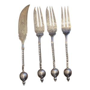 4 Piece Antique Victorian Art Nouveau Floral Engraved Sterling Silver Serving Set