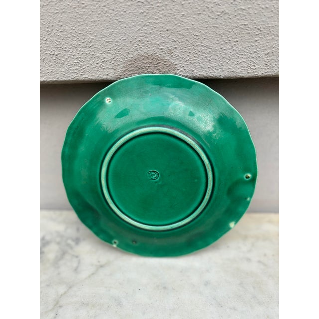 Victorian English Green Majolica Geranium Plate, Circa 1880 For Sale - Image 3 of 6