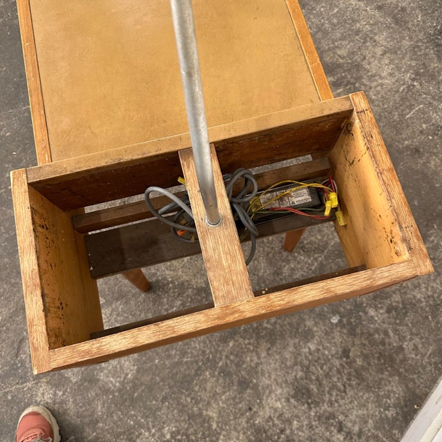 George Nelson for Herman Miller Side Table With Lamp For Sale - Image 9 of 12