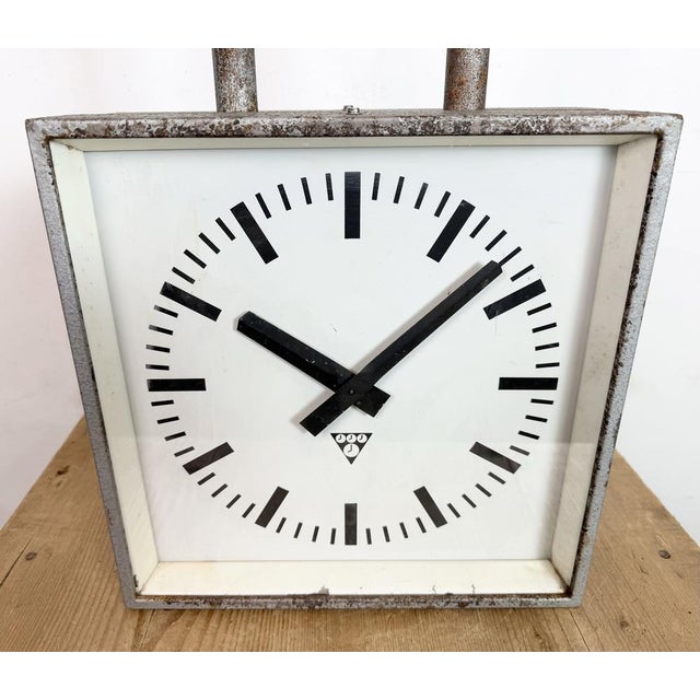 Industrial Square Double Sided Factory Ceiling Clock from Pragotron, 1970s For Sale - Image 14 of 18