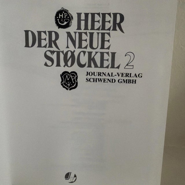 1980s Eugene Heer’s Comprehensive List of Firearms Makers, Neue Stockel vols 1 & 2 For Sale In Milwaukee - Image 6 of 8