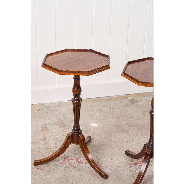 English Pair of Scalloped Octagonal Mahogany Wine Tables (C. 1900) For Sale - Image 3 of 10