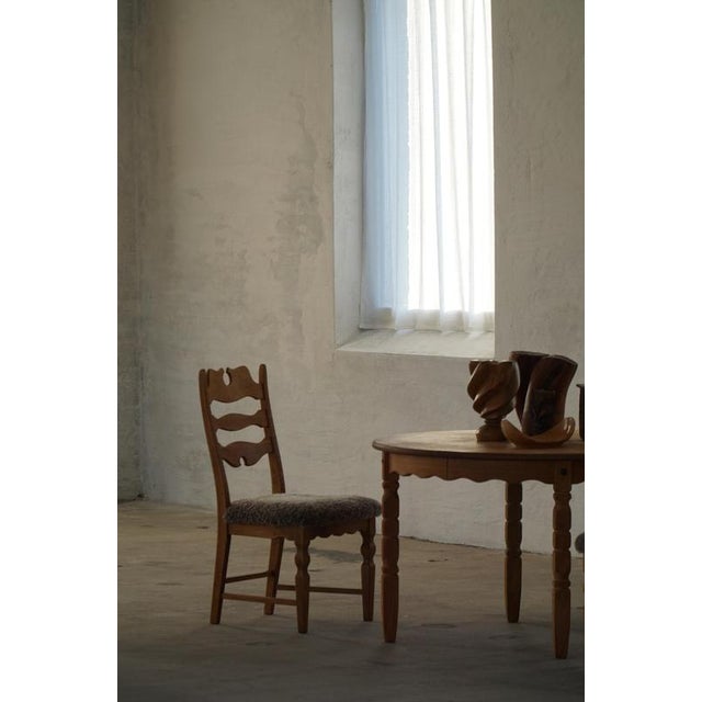 Wood Mid-Century Danish Chairs in Oak & Lambswool by Henning Kjærnulf for E.G. Møbler, 1960s, Set of 8 For Sale - Image 7 of 18