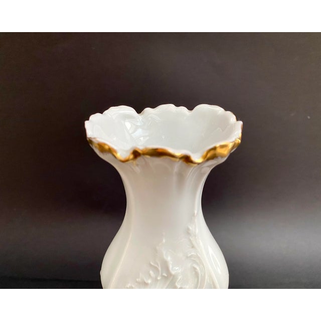 Vintage French Vase in Hand-Painted Porcelain with Floral and Gold Decoration from Limoges, 1980s For Sale - Image 4 of 7