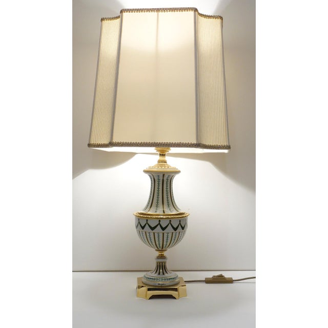 Vintage Porcelain and Brass Table Lamp by Giulia Mangani, 1950s For Sale - Image 6 of 12