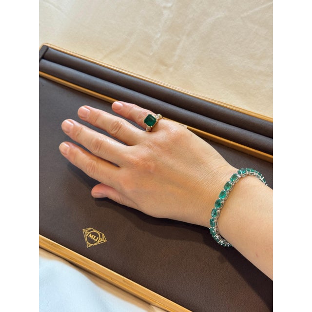 25 Carat Natural Emerald Cocktail Tennis Bracelet 14 Karat White Gold 7" For Sale - Image 11 of 18