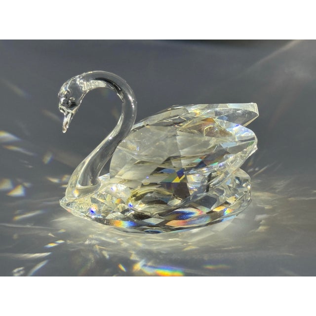 1980s Swarovski Marked Swan Small-Faceted Bottom - Beauties of the Lake Vtg. 1982 For Sale - Image 5 of 12