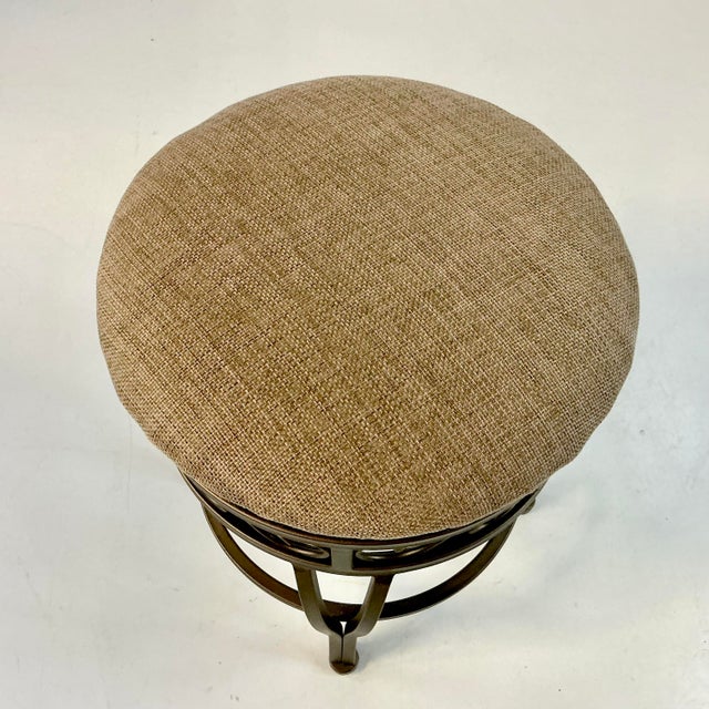 Burnt Umber 1990s Vintage Boho Chic Traditional Swivel Counter Stool With Linen Tweed Cushion For Sale - Image 8 of 17