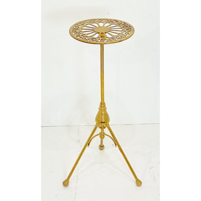 English Tall English Table or Plant Stand of Brass From the Aesthetic Movement For Sale - Image 3 of 7