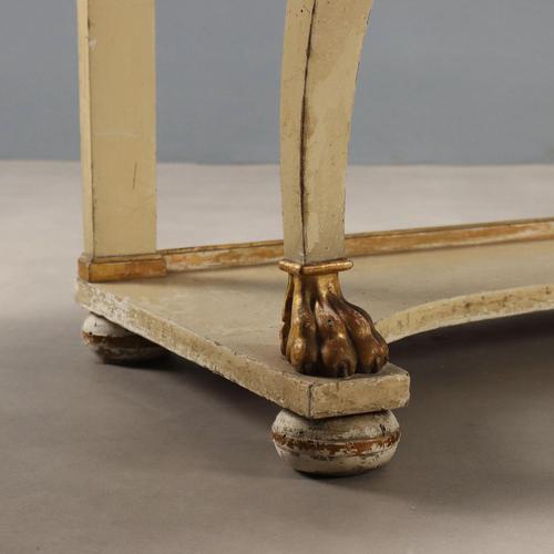 White Restoration Console in Lacquered and Gilded Walnut For Sale - Image 8 of 11