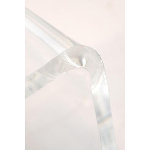 Trolley in Acrylic Glass For Sale - Image 4 of 7