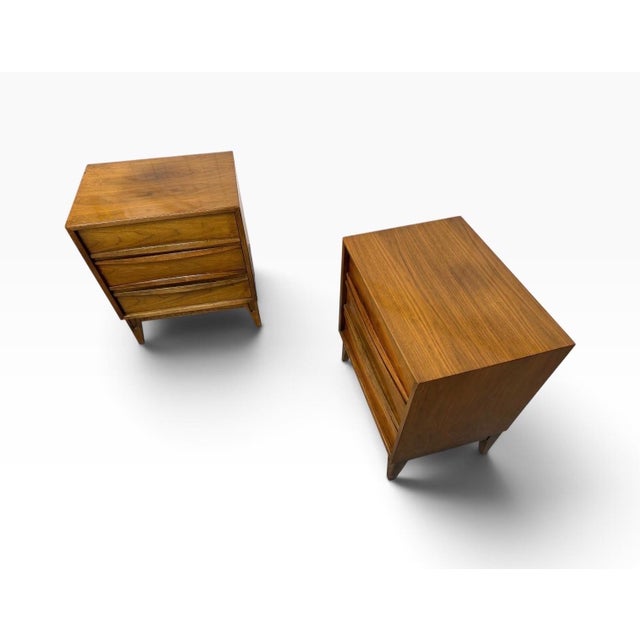 Mid-Century Modern 3-Drawer Walnut Nightstands - Set of 2 For Sale In Philadelphia - Image 6 of 9