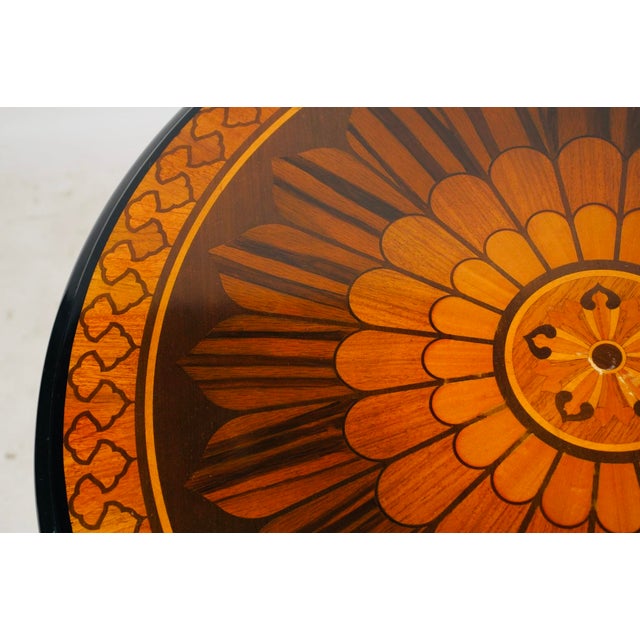 Wood 1980s Exquisite Compass Star Inlaid Round Table by John Widdicomb – Neoclassical Marquetry Top, Ebonized Edge For Sale - Image 7 of 18