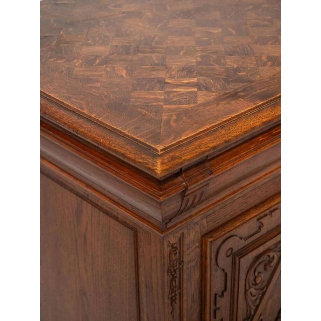 Brown Antique Chest of Drawers in Oak For Sale - Image 8 of 14