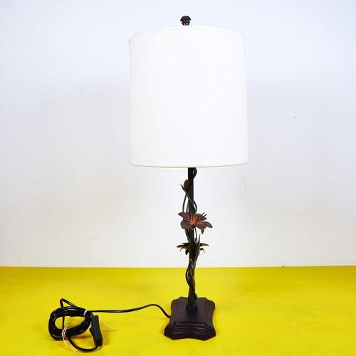 Vintage Metal Floral Table Lamp For Sale - Image 10 of 13