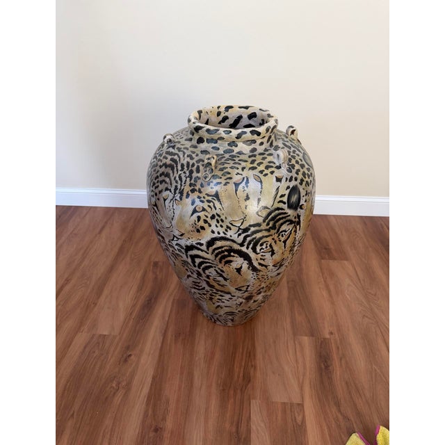 Ceramic 20th Century Cheetah Motif Ceramic Urn For Sale - Image 7 of 17