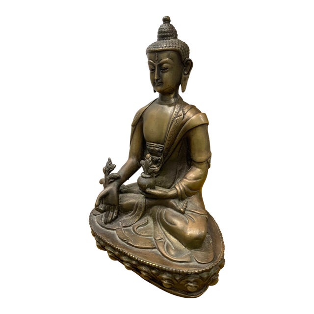 Late 19th Century Patinated Bronze Lotus Blossom Buddha For Sale