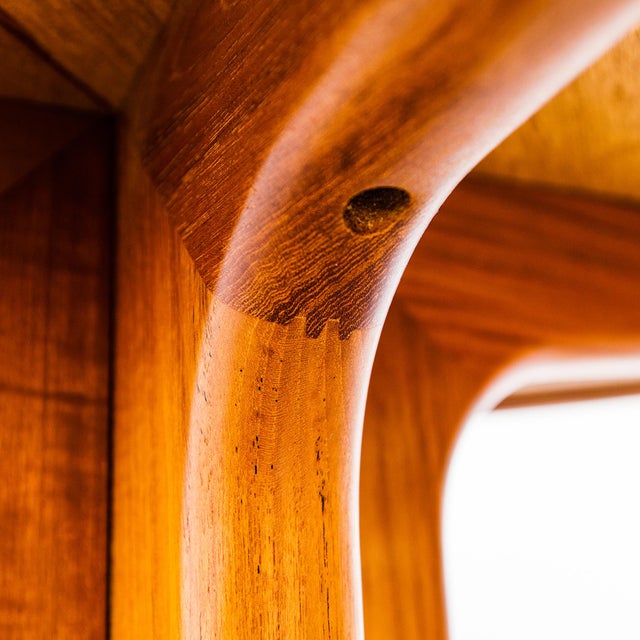 1980s 1980s Restored Danish Modern Teak Pedestal Base Dining Table With Two Extensions For Sale - Image 5 of 12