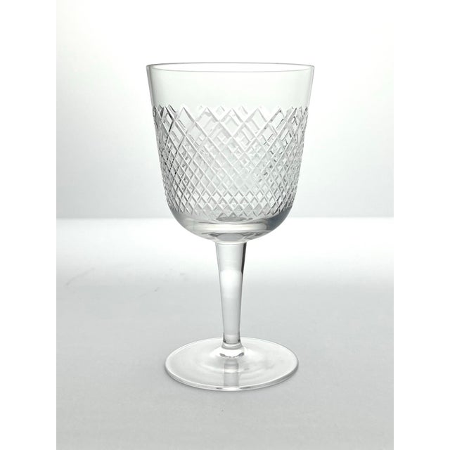 1950s Vintage Mid-Century 7 Wine or Water Glasses Criss-Cross X Fishnet Cuts For Sale - Image 4 of 7